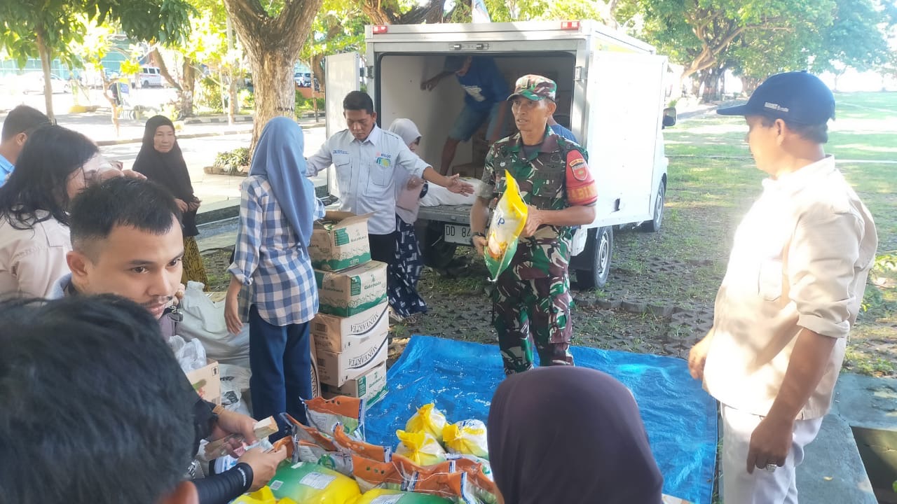 Tekan Inflasi, Dandim Hadiri Gerakan Pangan Murah di Tribun Pantai Seruni