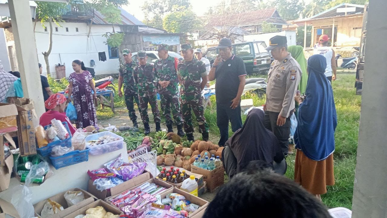 Koramil 1407-21/Palakka Gandeng Instansi Terkait Pantau Pasar Rakyat, Antisipasi Lonjakan Harga Dan Ketersediaan Bahan Pokok Selama Bulan Suci Ramadan