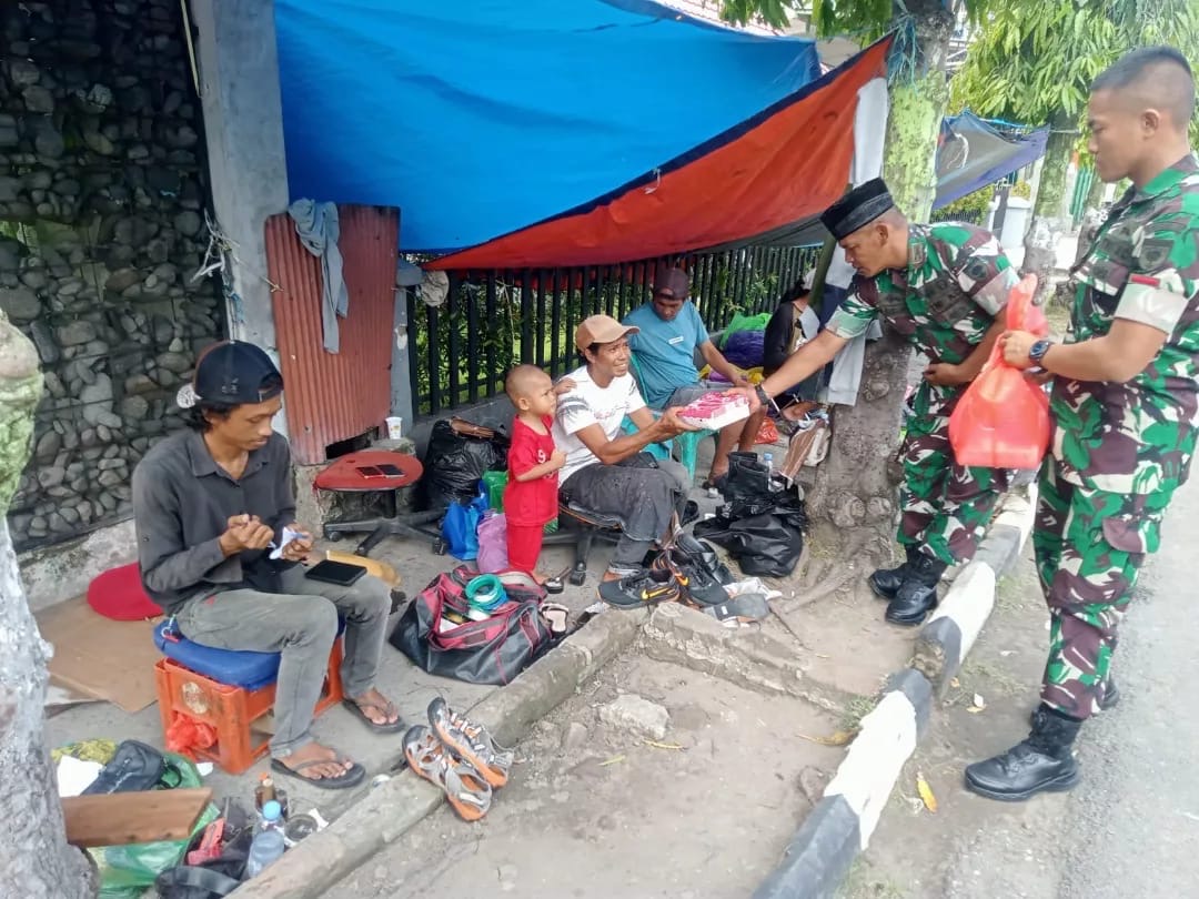 Dengan ikhlas, peduli dan menggapai keberkahan, Brigif 11/BS melaksanakan Jumat Berkah