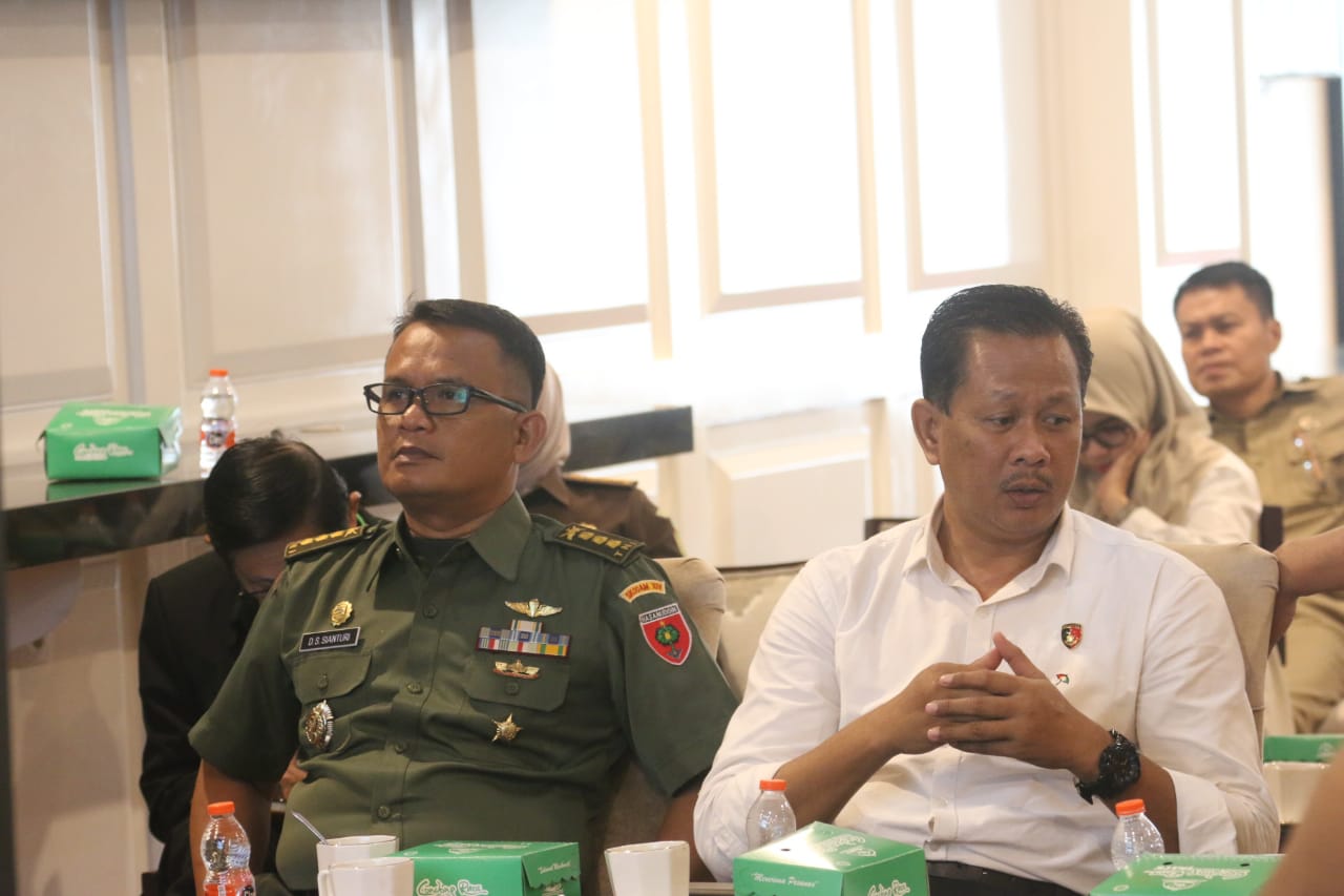 Mewakili Pangdam, Pamen Ahli Bidang Ekonomi Poksahli Menghadiri Rakor Inflasi Secara Virtual di Kantor Gubernur Sulsel