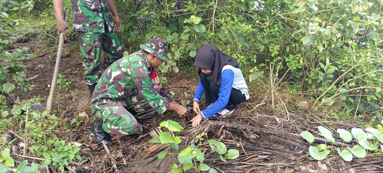 Hijaukan Bumi Bersama TNI : Aksi Tanam Pohon untuk Kesejahteraan Lingkungan