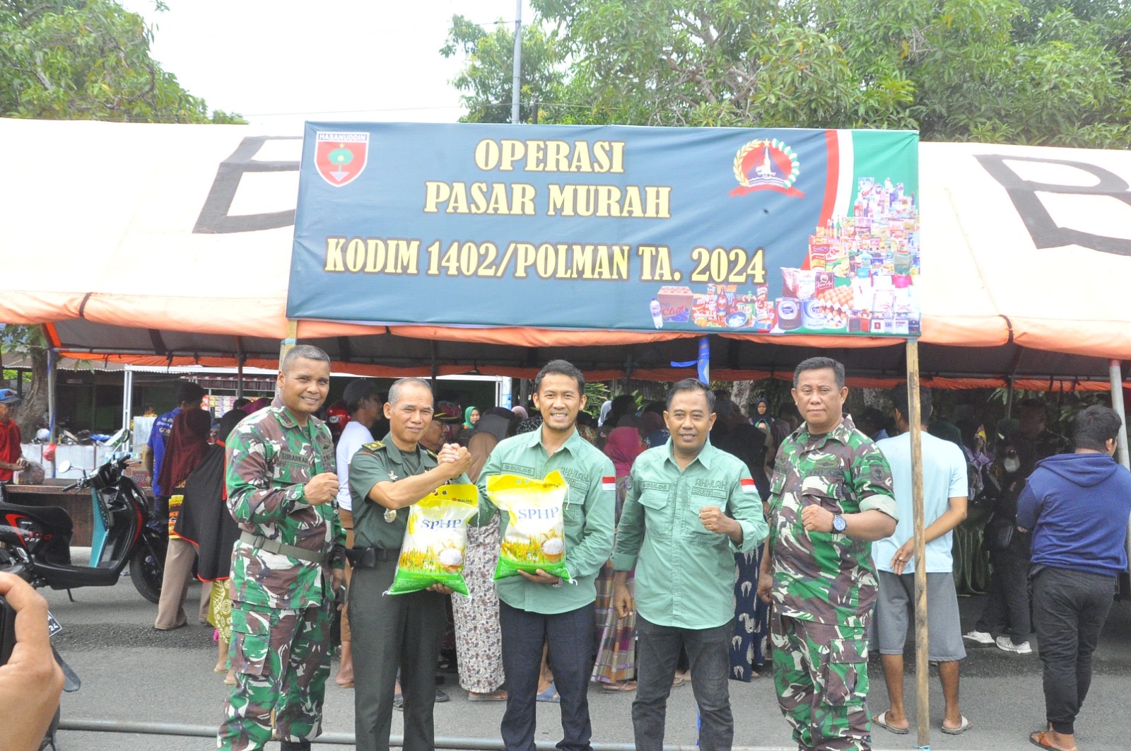 Jelang Ramadan, Pasar Murah Kodim 1402/Polman Diserbu Warga