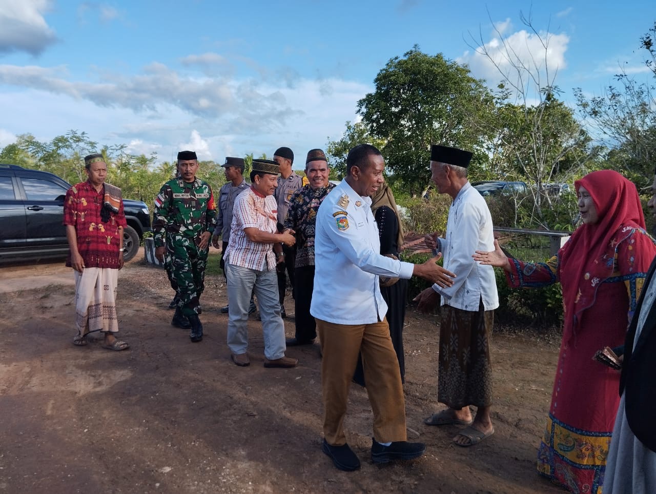 Keakraban Safari Ramadhan 1445 H Satgas Pamtas Yonif 726/TML bersama Pemerintah Provinsi Papua Selatan Di Distrik Elikobel