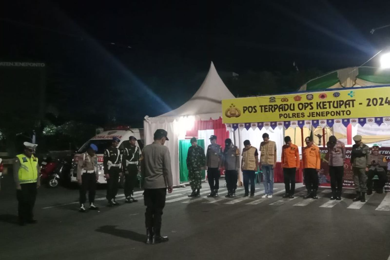 TNI, Polri, Dan Instansi Terkait Di Jeneponto Bersinergi Lakukan Pengamanan Arus Mudik Lebaran