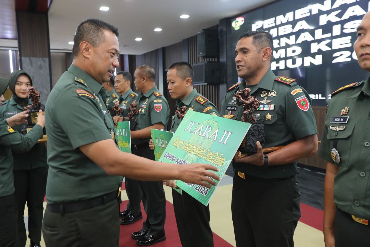 Dua Dansatgas TMMD Ke-119 Kodim Jajaran Kodam XIV/Hsn Berhasil Meraih Juara Pada Ajang LKJ TMMD Ke-119 TA 2024