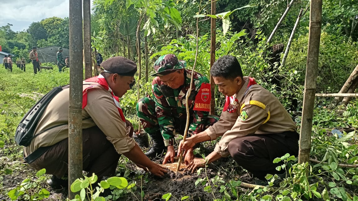 Peringati Hari Bumi Sedunia, Kodim 1415/Selayar Dan Dinas Lingkungan Hidup Selenggarakan Tanam Pohon Serentak 