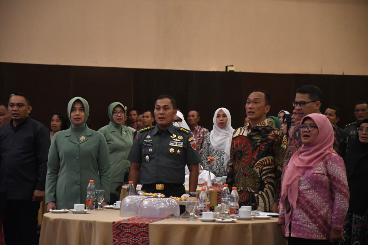 Kasrem 142/Tatag Wakili Danrem Menghadiri Rakerda Bangga Kencana dan Percepatan Penurunan Stunting