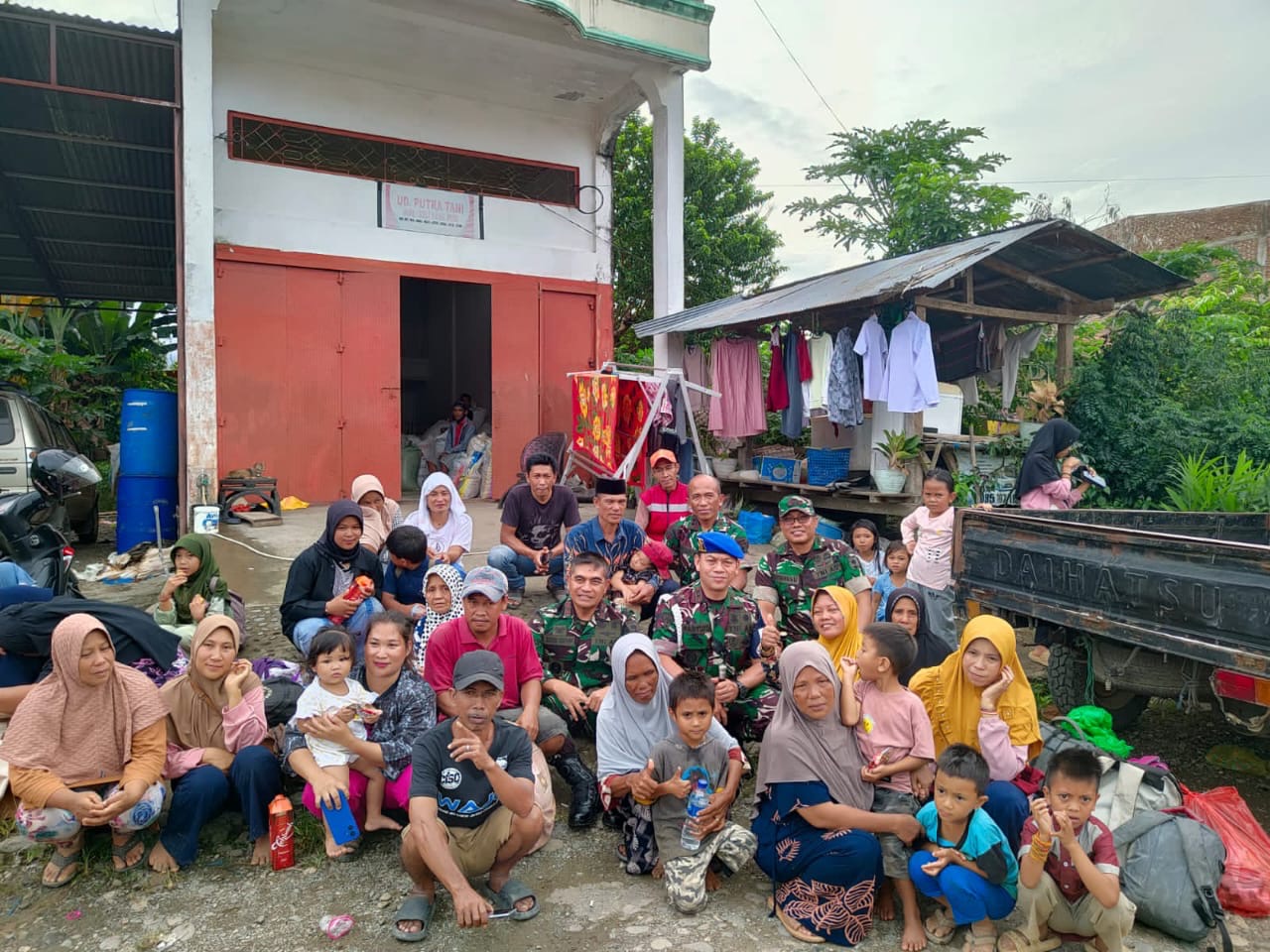 Enak Hari Terisolir, Keluarga Sambut Dengan Isak Tangi