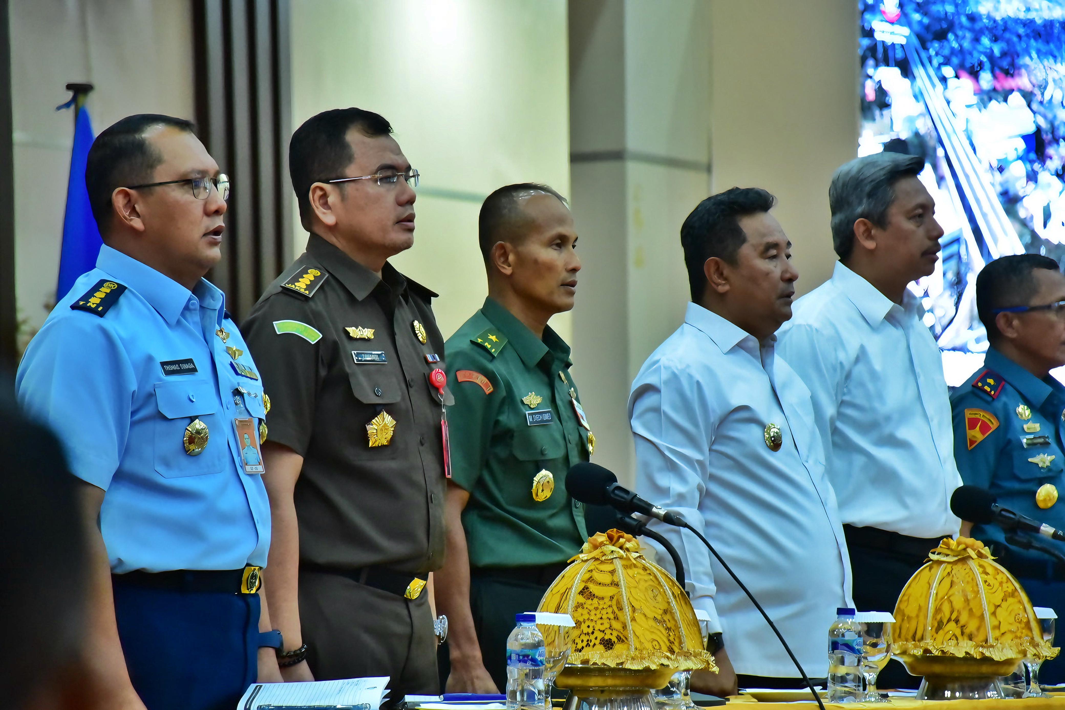 Kasdam XIV/Hsn Mewakili Pangdam Menghadiri Rakor Pemantapan Pelaksanaan Pilkada Serentak Tahun 2024