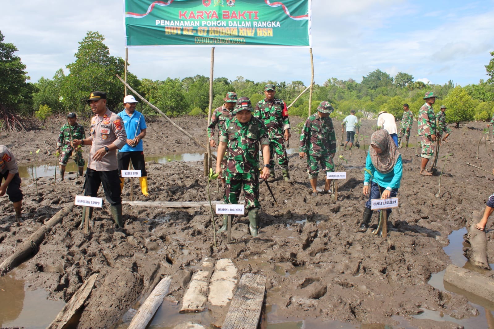 HUT Ke-67 Tahun 2024 Kodam XIV/Hsn, Gelar Penanaman Pohon dan Mangrove Secara Serentak di Wilayah Teritorialnya