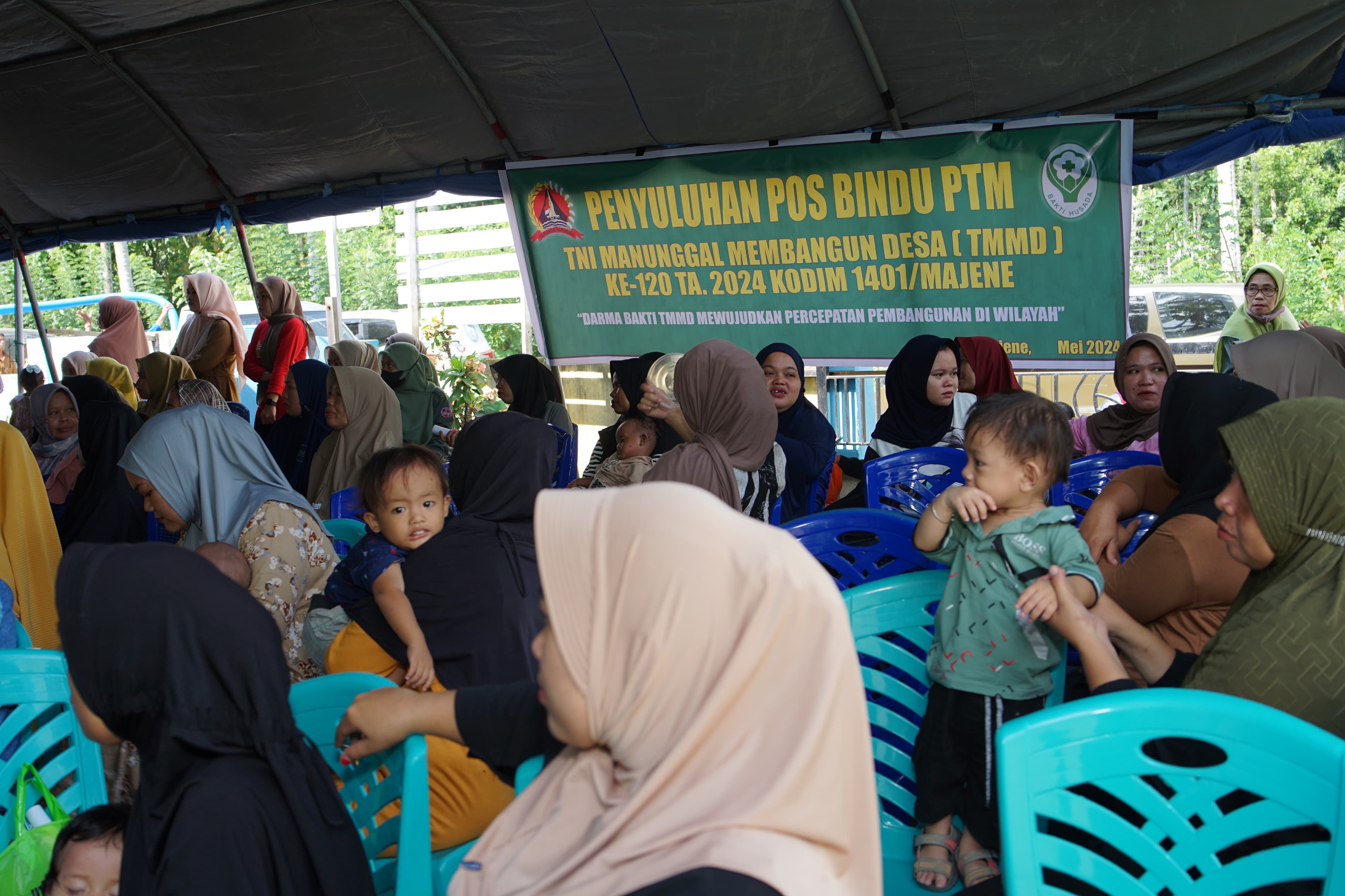 Peduli Stunting, TMMD Ke-120 Berikan Makanan Tambahan Dan Edukasi Di Desa Tallambalao