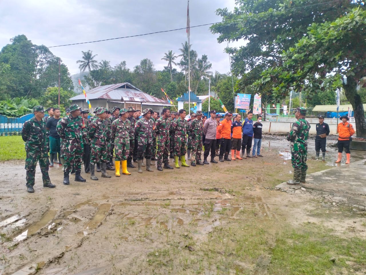 Dandim 1428/Mamasa memimpin Apel Tanggap Darurat Bencana Alam Kabupaten Mamasa