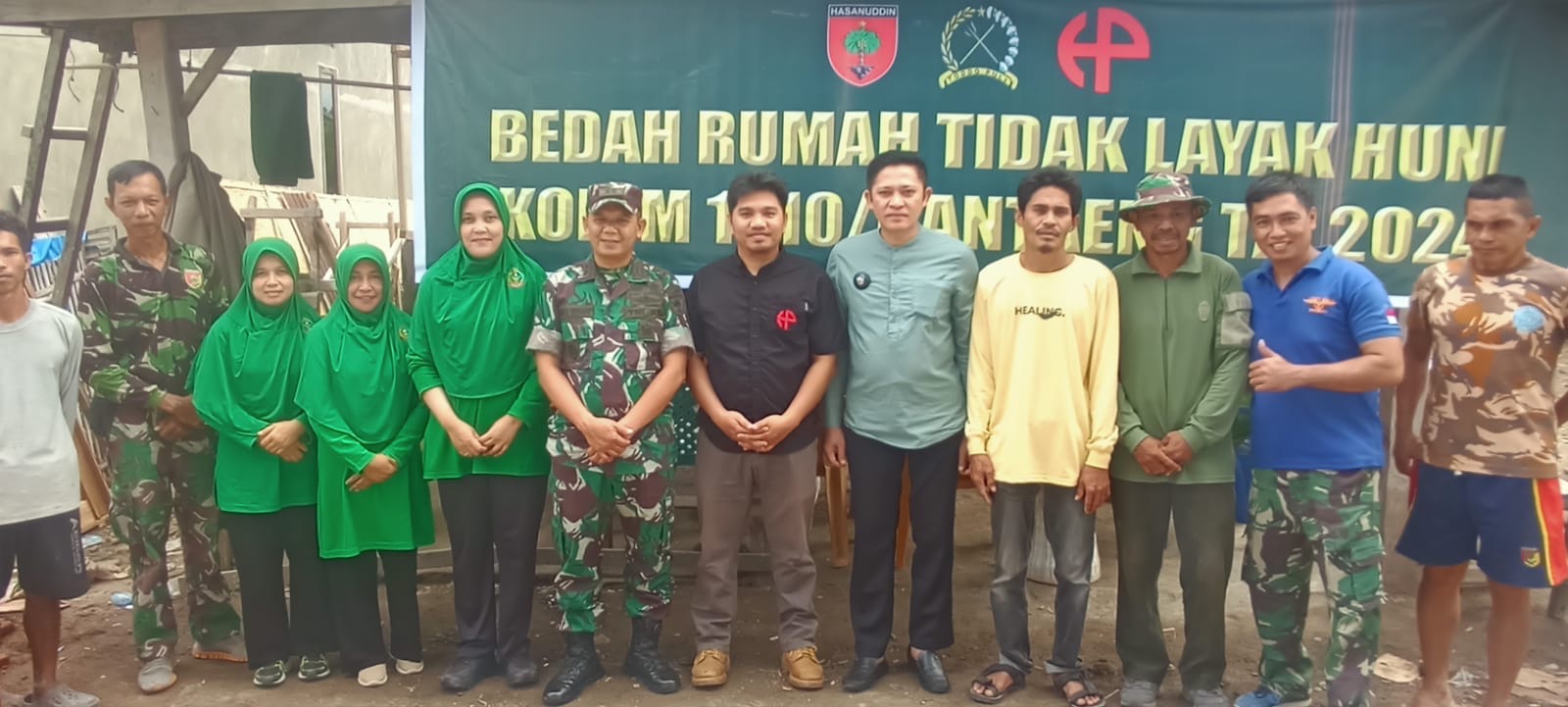 Dandim 1410 Bantaeng di Dampingi Ketua Persit KCK Cabang XXVII Meninjau Langsung Pekerjaan Rehab RTLH di Desa Pa'jukukang