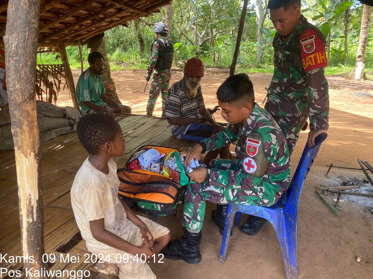 Tanpa Mengenal Lelah Demi Tugas Pengabdian, Personel Satgas Tamalatea Lasanakan Program Pelayanan Kesehatan Di Wilayah Perbatasan RI-PNG