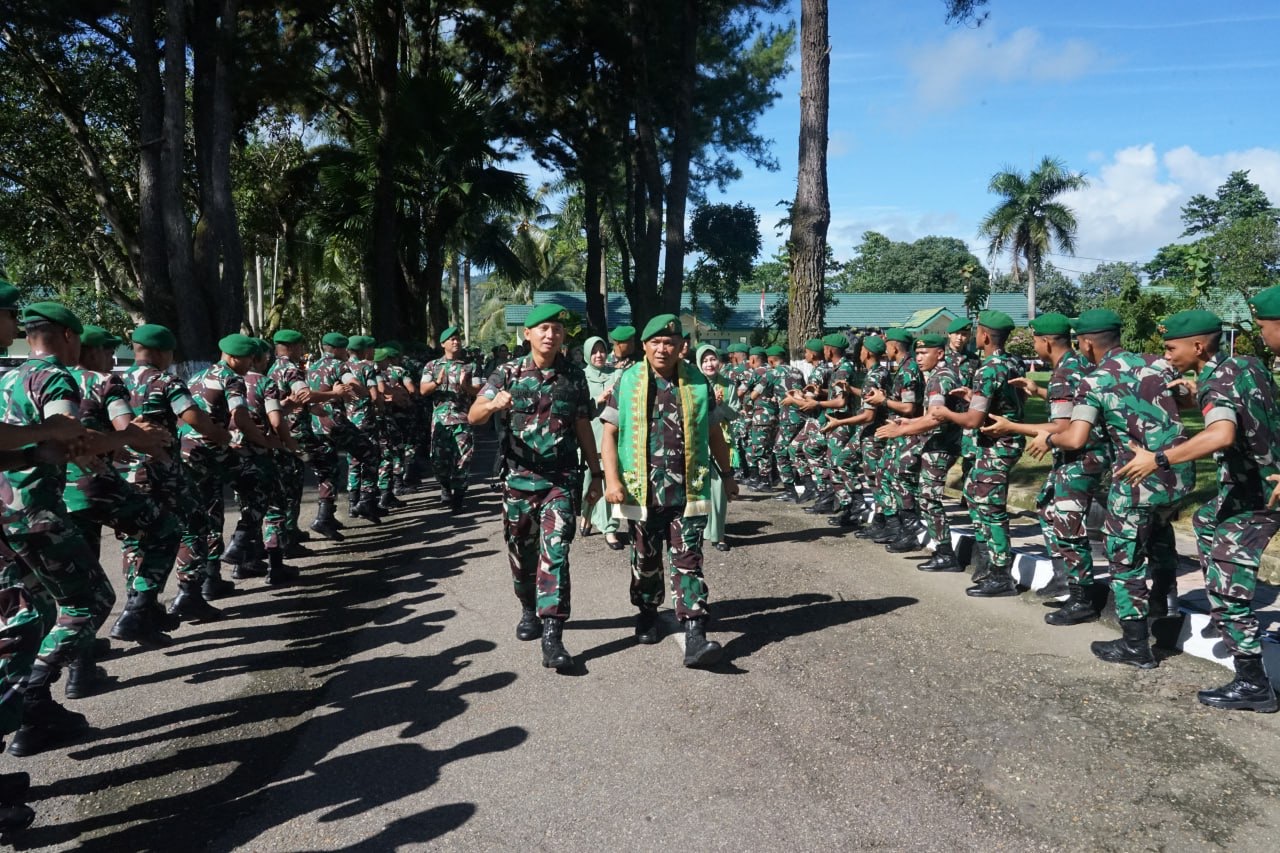 Danrem 143/HO : Jadilah Prajurit Terlatih, Tangguh, Profesional dan Setia