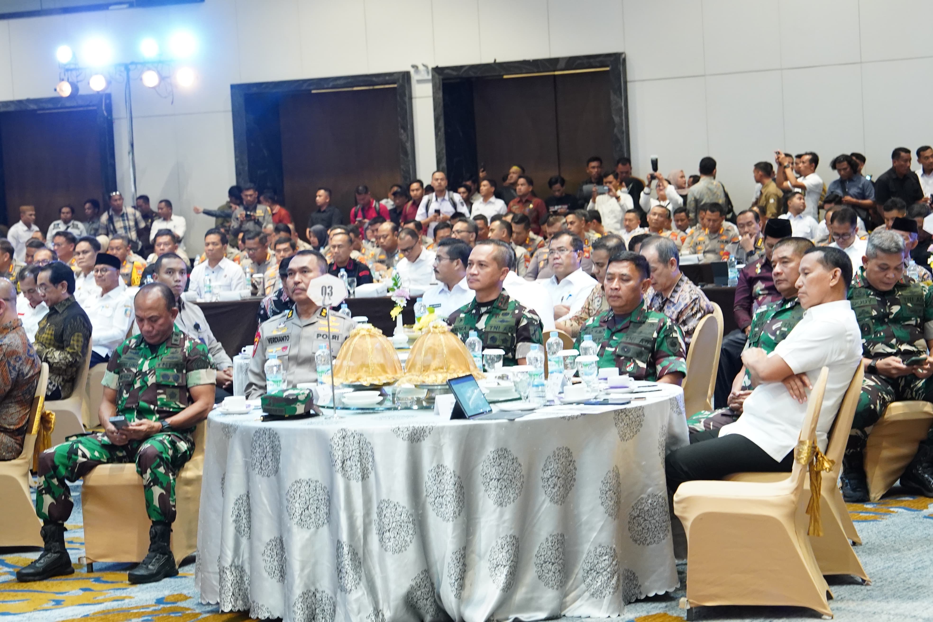 Pangdam XIV/Hsn Mengikuti Rakor Kesiapan Penyelenggaraan Pilkada Serentak Tahun 2024 di wilayah Kalimantan, Sulawesi dan Maluku