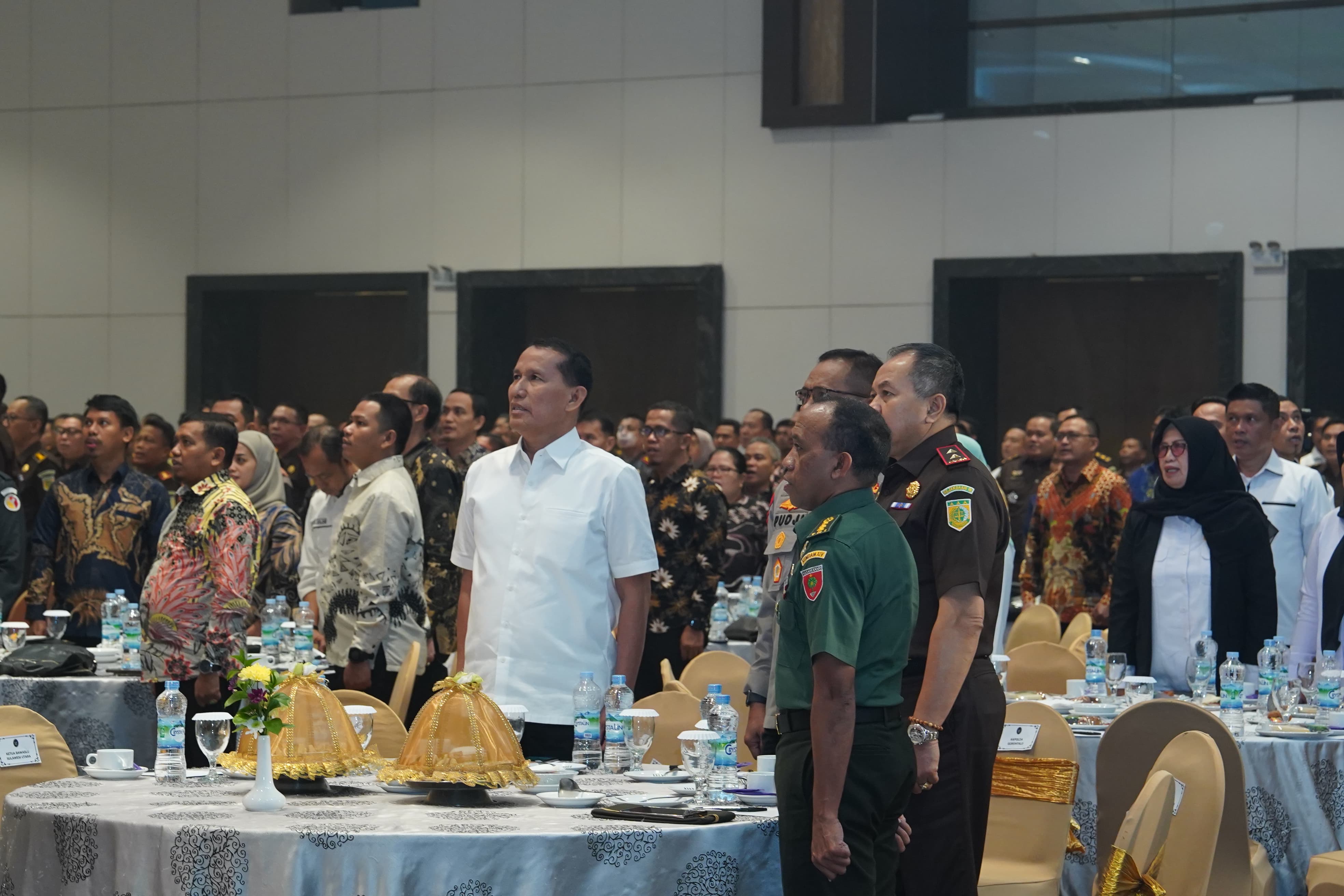 Kakumdam XIV/Hsn Mewakili Pangdam Hadiri Pembukaan Forum Koordinasi Sentra Gakkumdu Dalam Mengawal Pilkada Yang Jujur dan Adil, Di wilayah Sulawesi, Maluku dan Kalimantan
