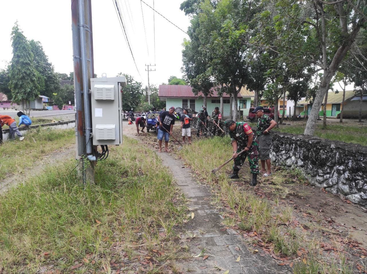 Koramil 1420-04/Watang Pulu Kembali Gelar Karya Bakti Bersam Warga
