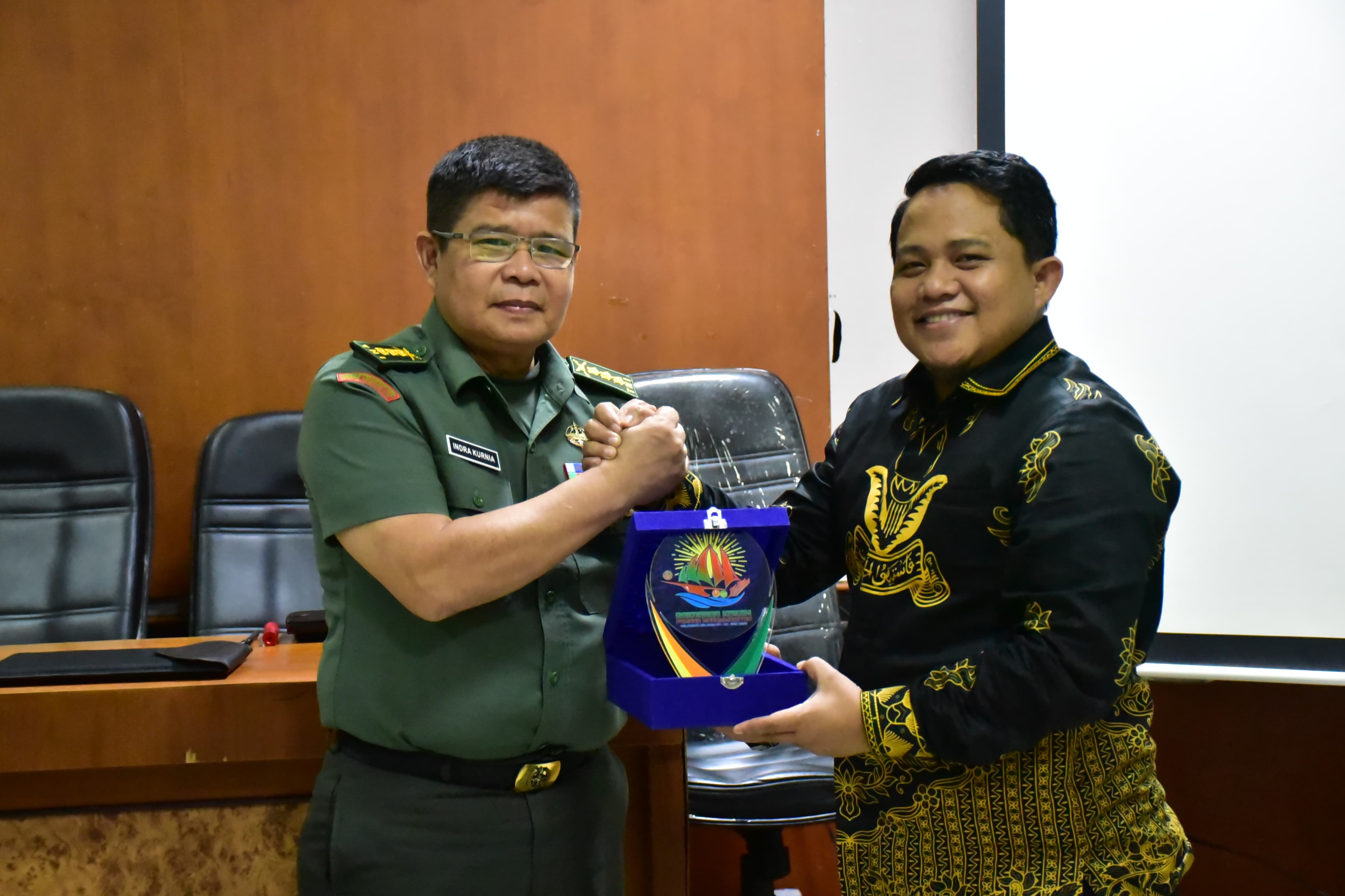 Pamen Ahli Bid. Ilpengtek dan LH Mewakili Pangdam XIV/Hsn Sebagai Narasumber Pada Dialog Visi KOKAM Masa Depan