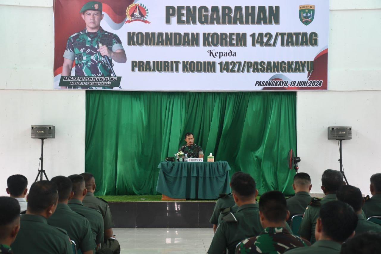 Danrem 142/Tatag Berikan Pengarahan Kepada Prajurit Kodim 1427/Pasangkayu : Jaga Sinergitas TNI Polri dan Hindari Judi Online