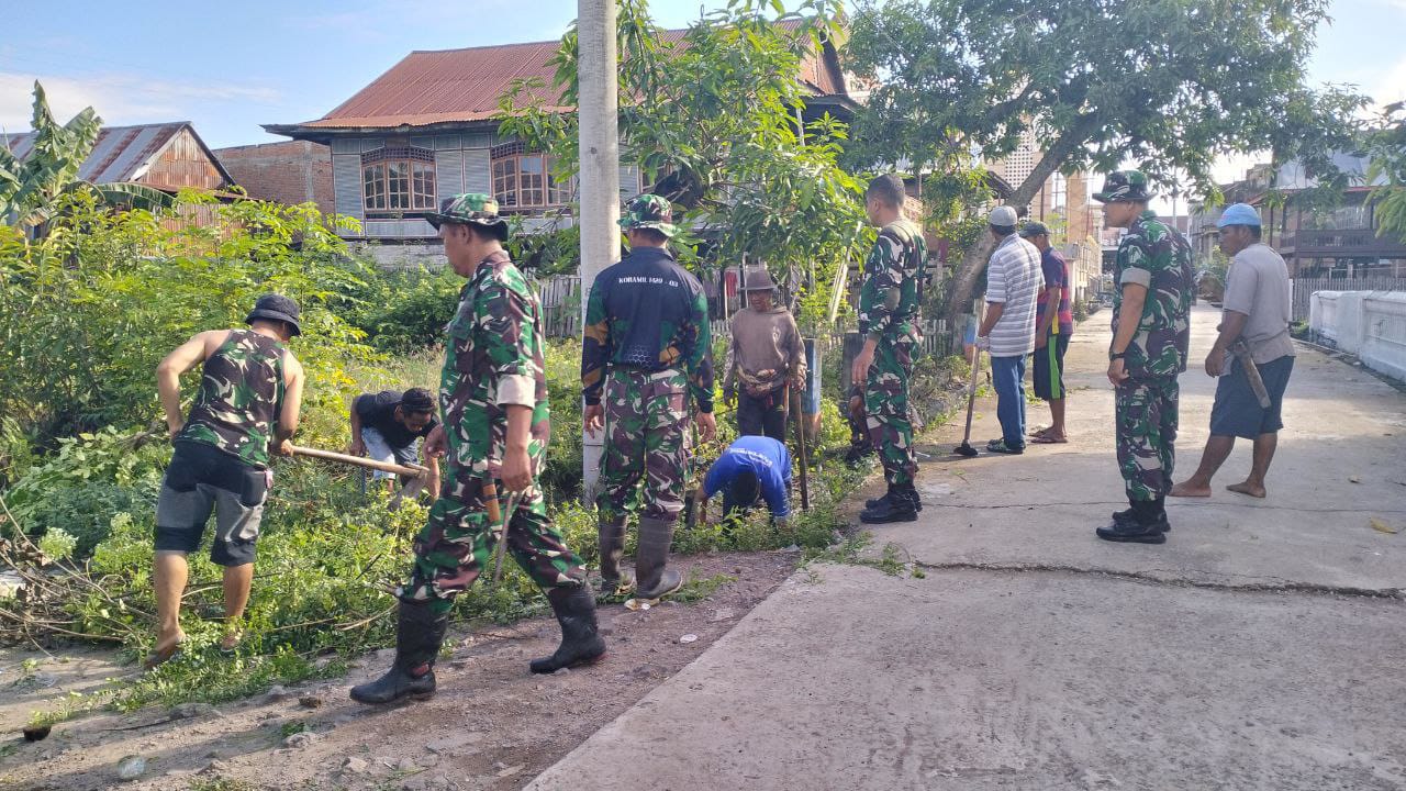 Karya Bhakti bersama Masyarakat, wujud kemanunggalan TNI (KORAMIL 03/MARITENGNGAE) dengan rakyat