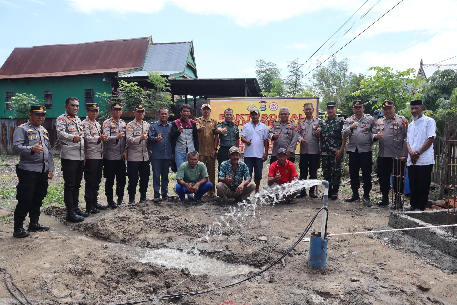 Dandim Jeneponto Hadiri Kegiatan Bakti Sosial Polres Jeneponto Peresmian Sumur Bor HUT Ke 78 Bhayangkara Tahun 2024