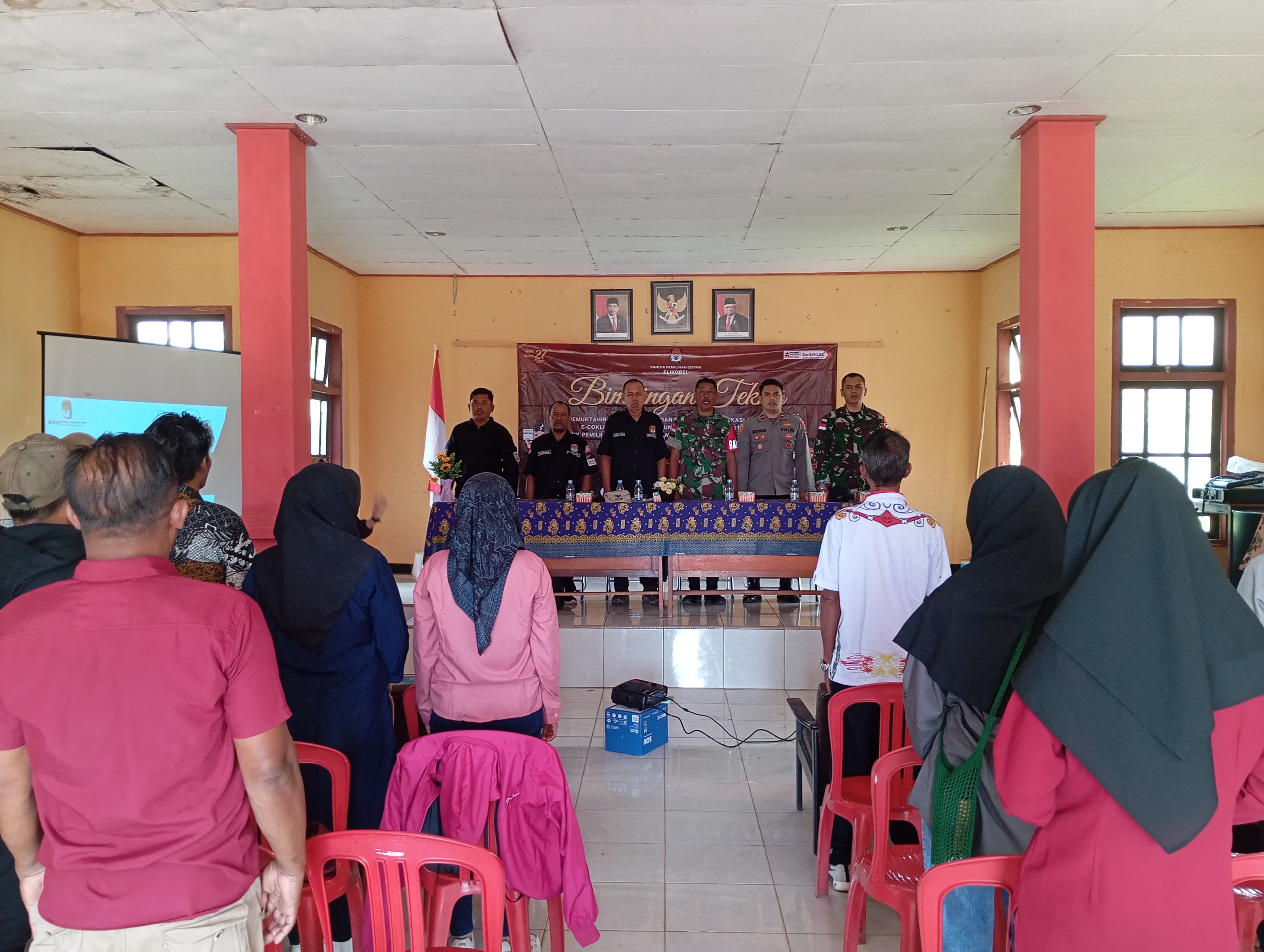 Demi Sukseskan Pilkada di Kab. Merauke Prov. Papua Selatan, Satgas Pamtas Yonif 726/Tml Hadiri Rapat Bimbingan Teknis Pemuktahiran Data